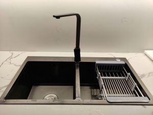 Chậu rửa bát inox nano black Krasler SI7843NB