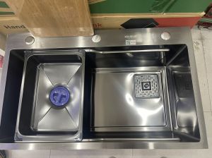 Chậu rửa bát inox 1 hố Krasler nano đen KR SI7546B